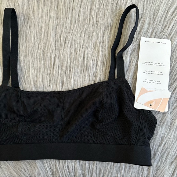 All You Lively Wireless Bra Womens‎ Size Small Black Wirefree Unlined Mesh - Picture 2 of 6